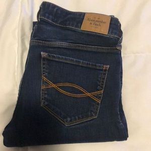 Abercrombie & Fitch W26 L33 A&F Super Skinny